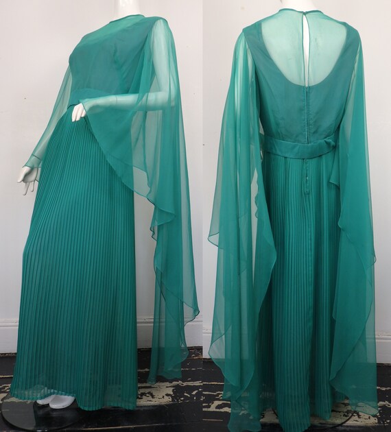 1970s Maxi Dress / 70s Angel Sleeve Dress / Vintag