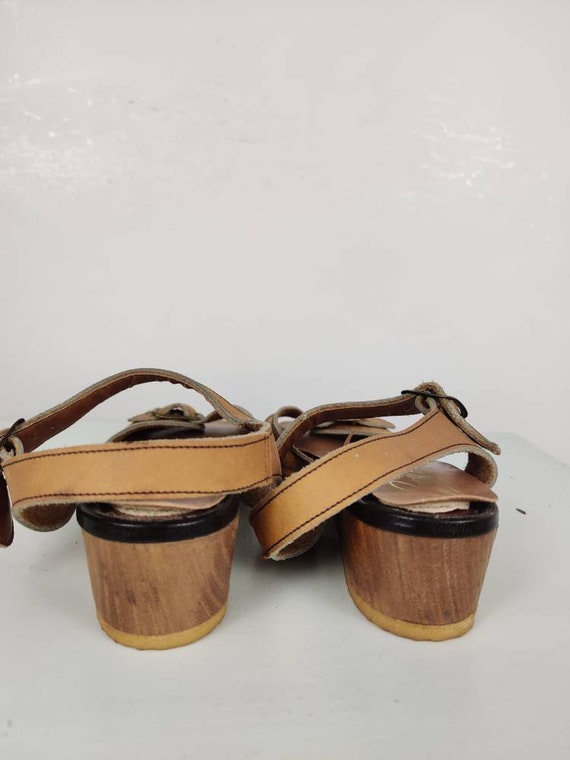 1970s Clarks Tan Leather Wedge Sandals - Gem