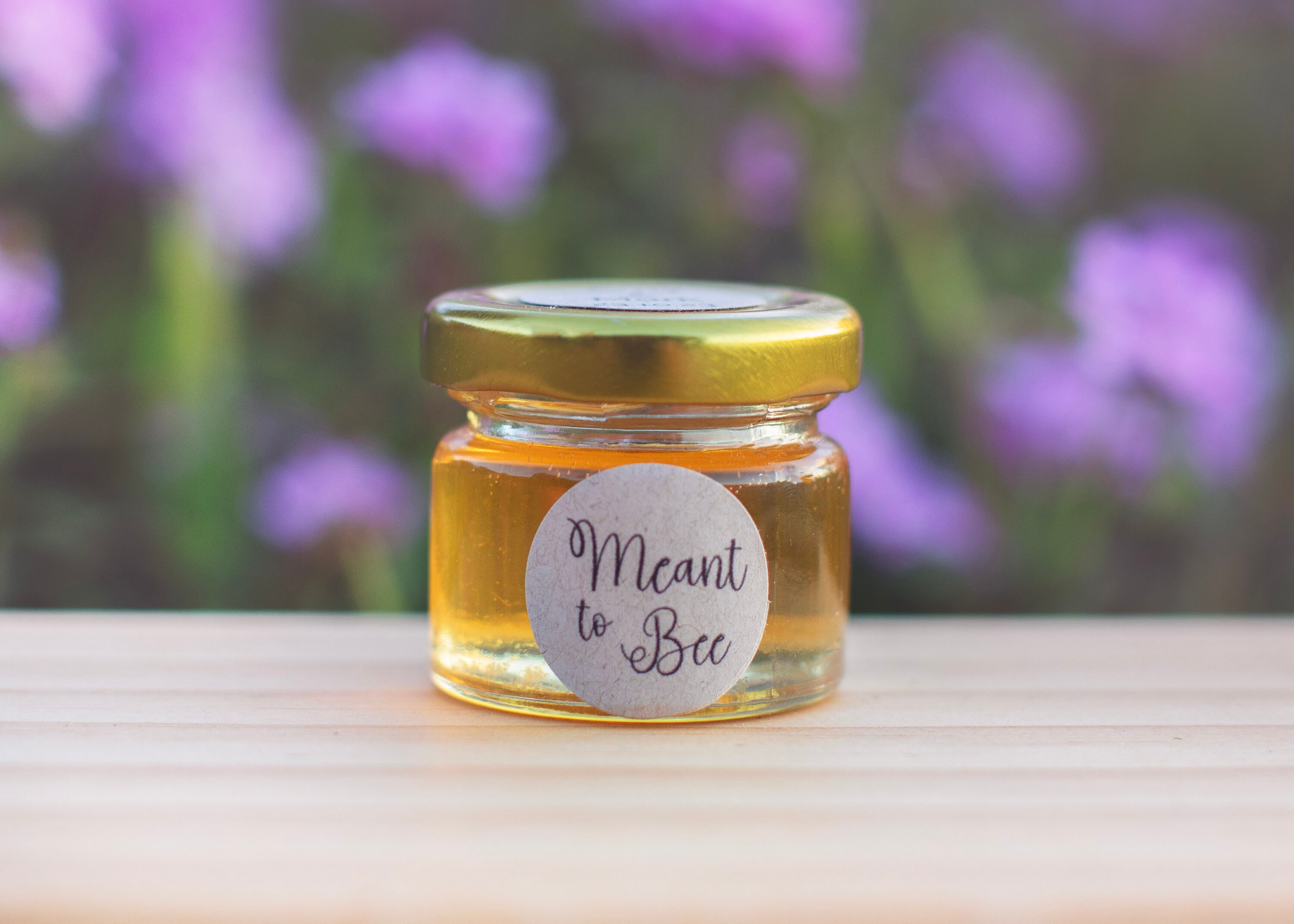 30g & 50g Filled Round Glass Jars Honey, Petals, Beeswax Candle