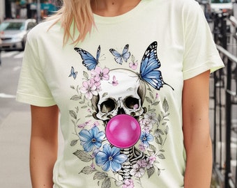 Skull Bubblegum T-shirt: Vintage Floral Skeleton Tee