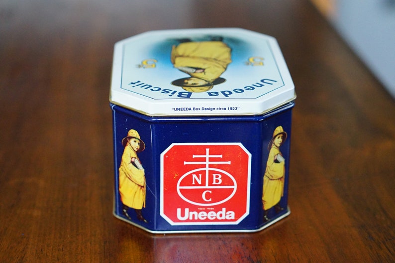 Nabisco Vintage Uneeda Biscuit Kitchen Tin Canister