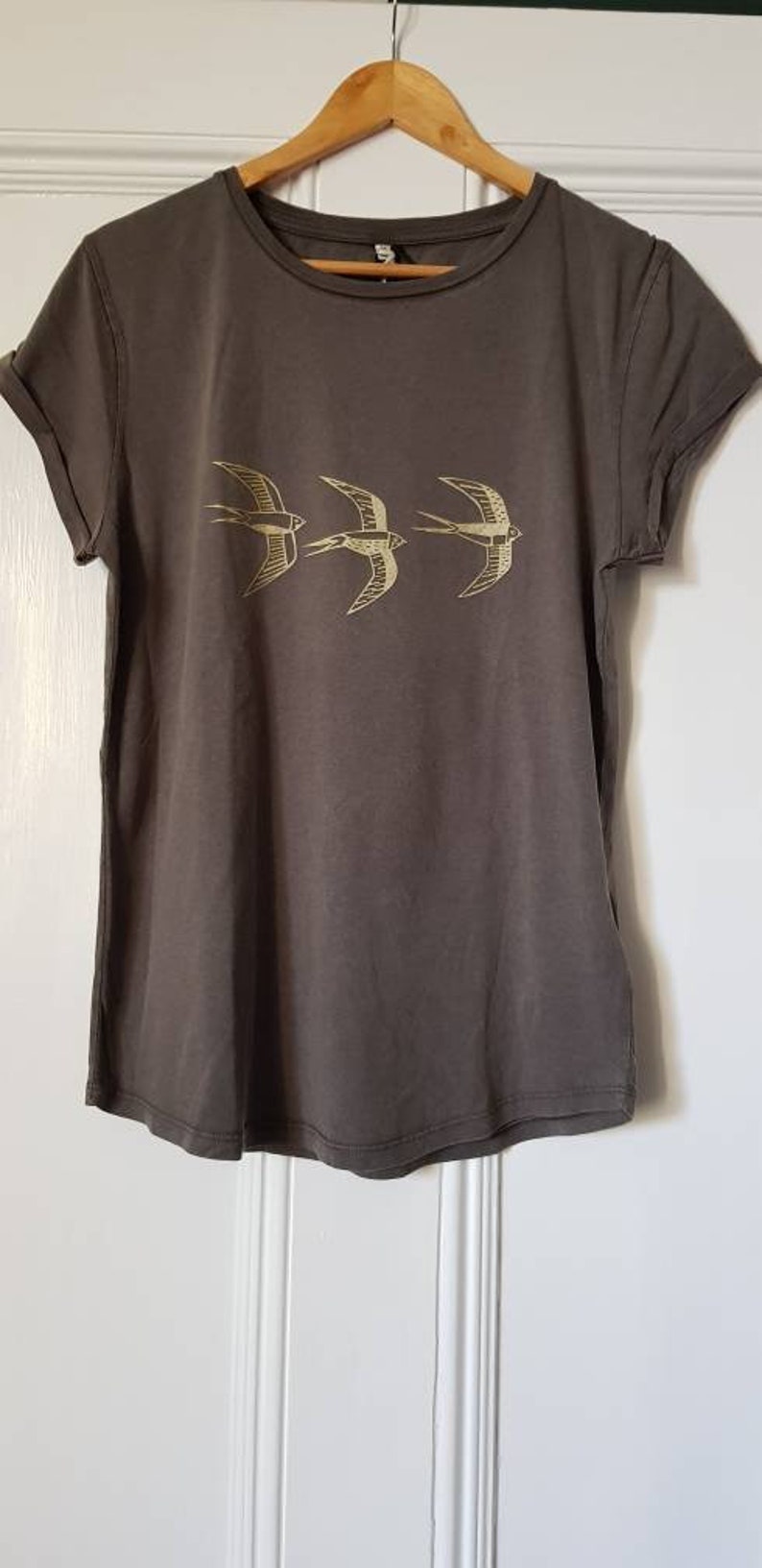 Swallow print t-shirt, womens roll sleeve t-shirt, organic cotton roll sleeve tshirt, bird print tshirt, womens handprinted tshirt, bird top Grey & gold