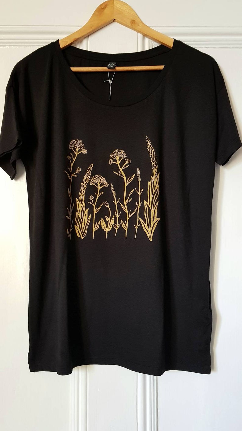 Womens slouchy tshirt, womens organic cotton and tencel tshirt, handprinted loose fit tshirt, gold floral print tshirt,swallow print tshirt Black wildflowers