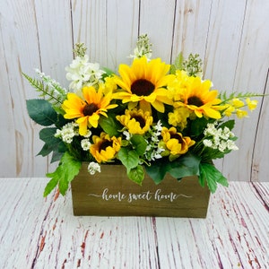 Sunflower Floral Arrangement, Sunflower Centerpiece for Dining Table, Sunflower Table Decor, Rustic Sunflower Decor, Sunflower Decoration