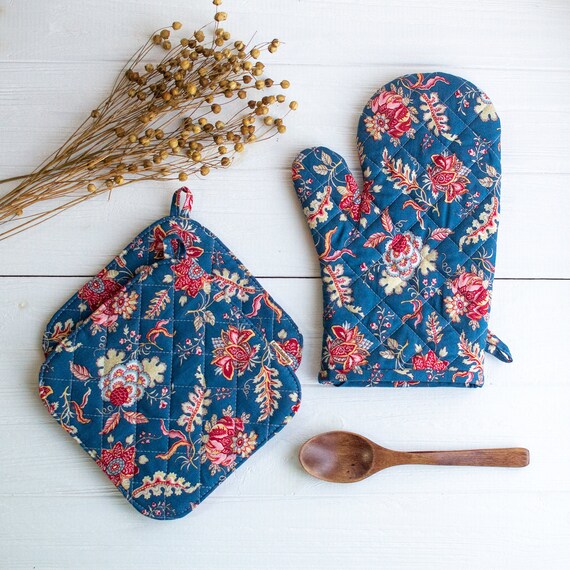 Blue Pot Holders Floral Potholder Kitchen Pot Holder Unique Potholders  Foodie Gifts Floral Pads Red Pot Holder Red Kitchen Decor 