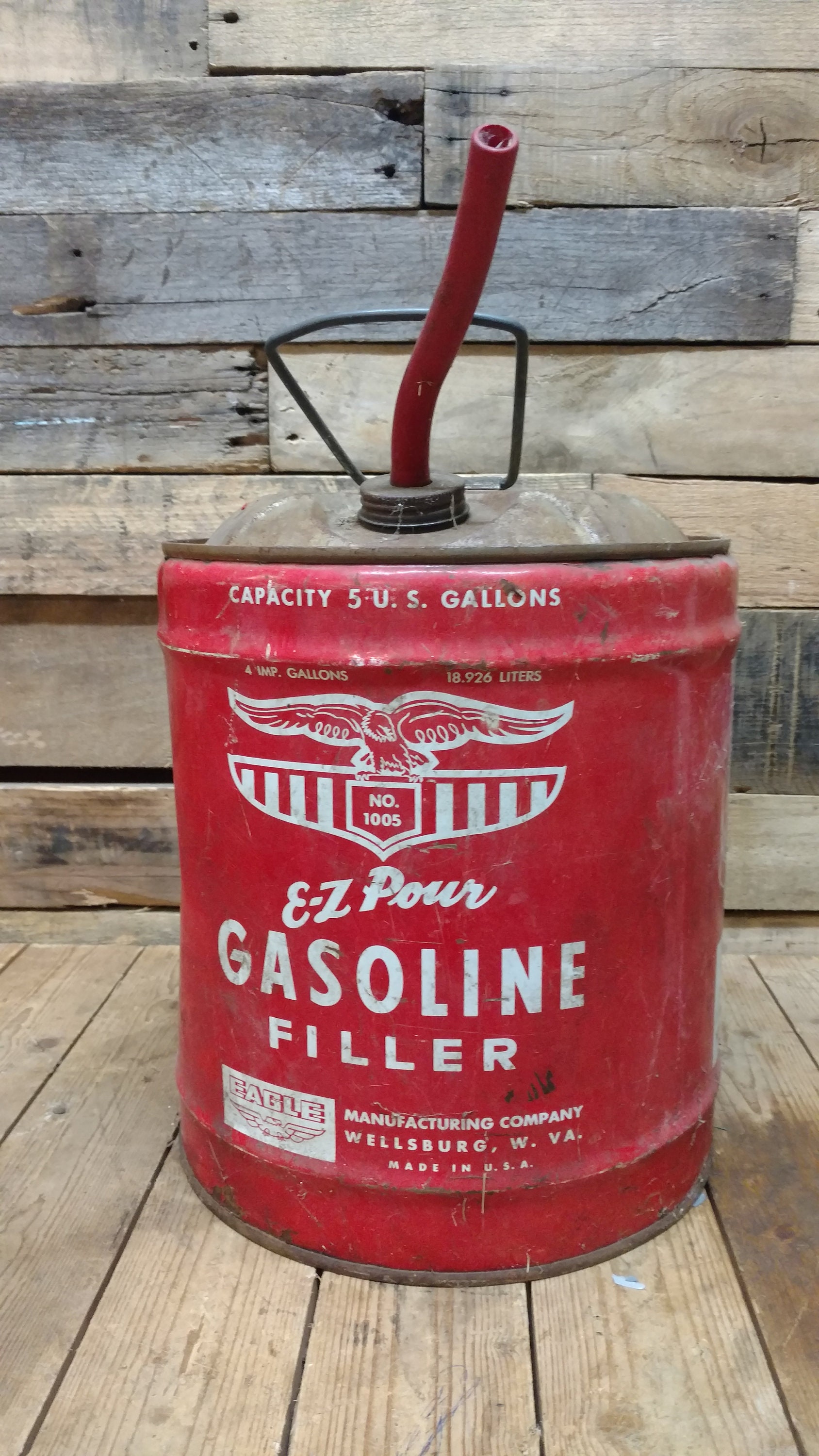 Vintage Advertising Eagle Gasoline Filler No. 1005 Metal Gas Can