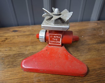 Vintage Square Spray Red Metal Lawn Sprinkler "It Gets the Corners"