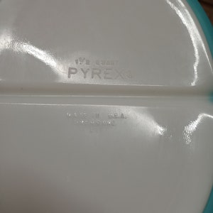 Vintage Pyrex Turquoise Divided Dish Snowflake Pattern - Etsy