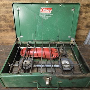 Poêle De Camping Vintage Coleman 425E - Double Brûleur à Gaz - Fabriqué Aux USA