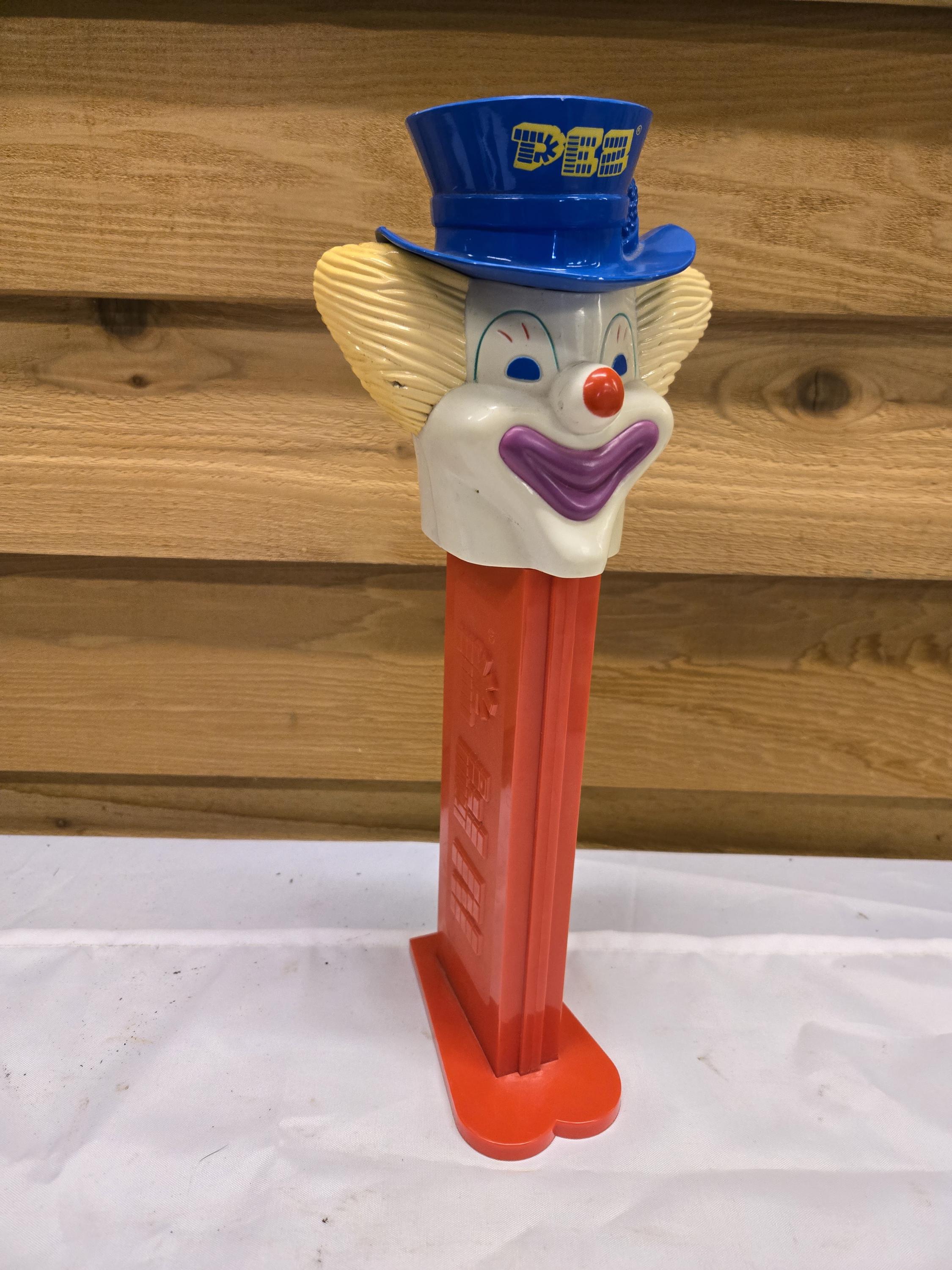 Giant Pez Dispenser - Etsy