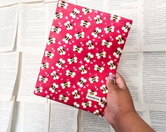 bee mine sleeve - multiple sizes