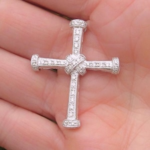 18k White Gold Diamond Cross Necklace: Antique Style, 0.47ctw