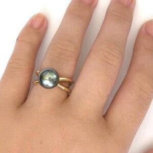 14k Yellow Gold Tahitian Pearl Ring: 10.5mm Cultured Pearl Solitaire image 5