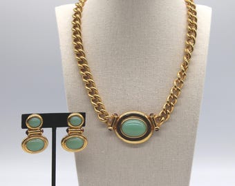 Conjunto vintage de collar y pendientes de Elizabeth Taylor Susan Caplan con cabujón de ópalo sintético.