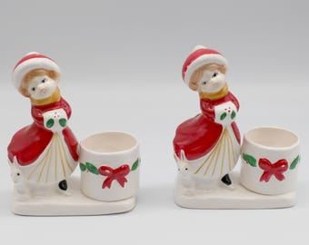 Candelabros votivos de cerámica vintage con diseño de niña y conejito navideños de Taiwán - Juego de 2