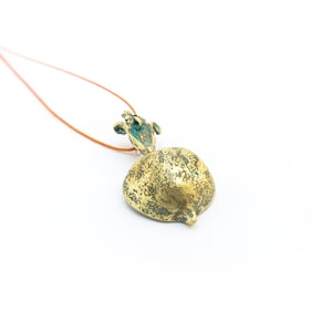 Dwarf pomegranate pendant, bronze pendant, handcrafted jewelry, nature-inspired pendant, botanical jewelry, special jewelry gift