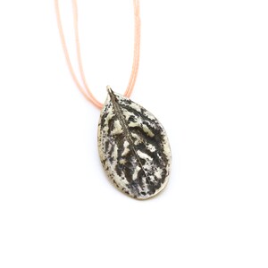 Basilicumblad hanger, sterling zilveren hanger, handgemaakte sieraden, op de natuur geïnspireerde hanger, botanische sieraden, speciaal sieradencadeau