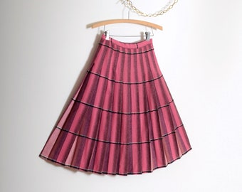 pink plaid pleated skirt / pleated wool skirt by Western Star Seattle / 40s/50s vintage skirt