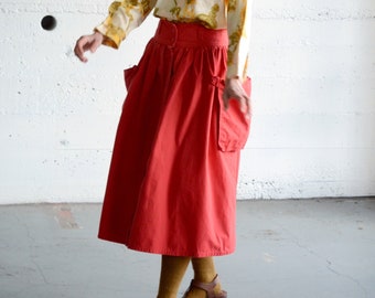 red cotton button skirt with large removable pockets / vintage 80s statement skirt / 27" waist