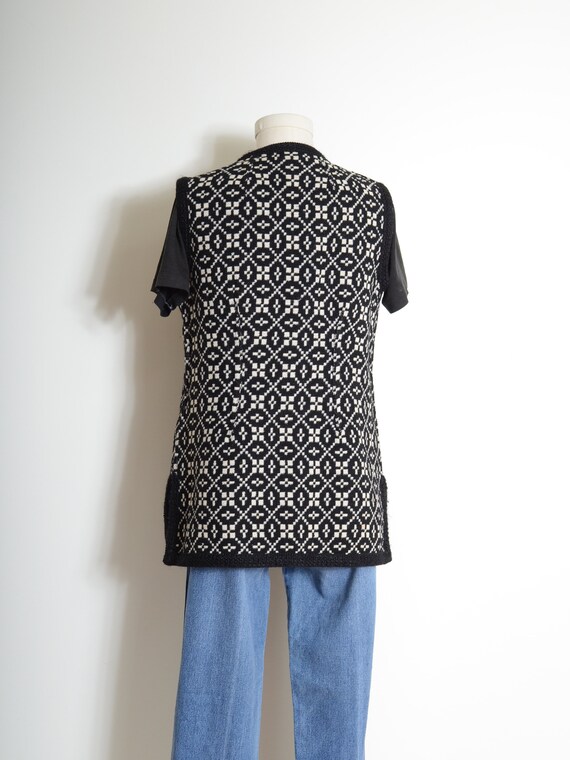reversible B+W woven Welsh tapestry vest / vintag… - image 4