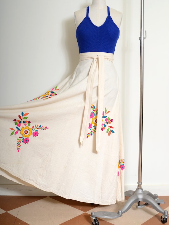 floral embroidered cotton wrap skirt made in Ecua… - image 2