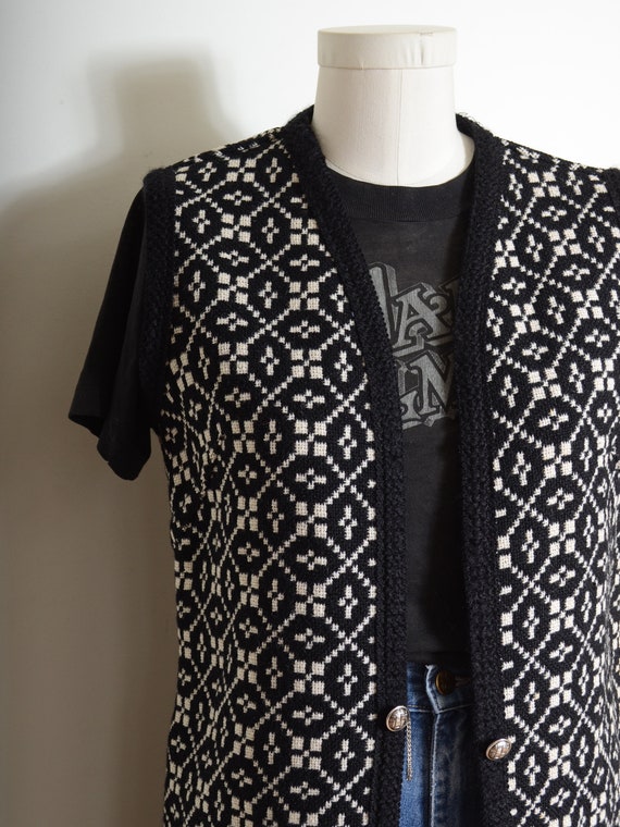 reversible B+W woven Welsh tapestry vest / vintag… - image 2