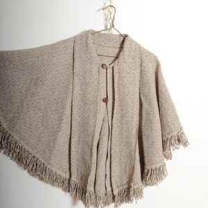 cropped wool diamond weave poncho with neck tie / 70s vintage poncho image 5