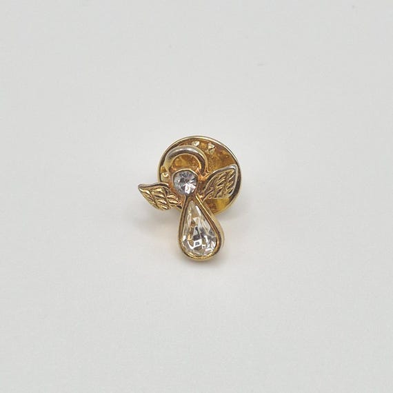 Treasures and Trinkets guardian angel pin