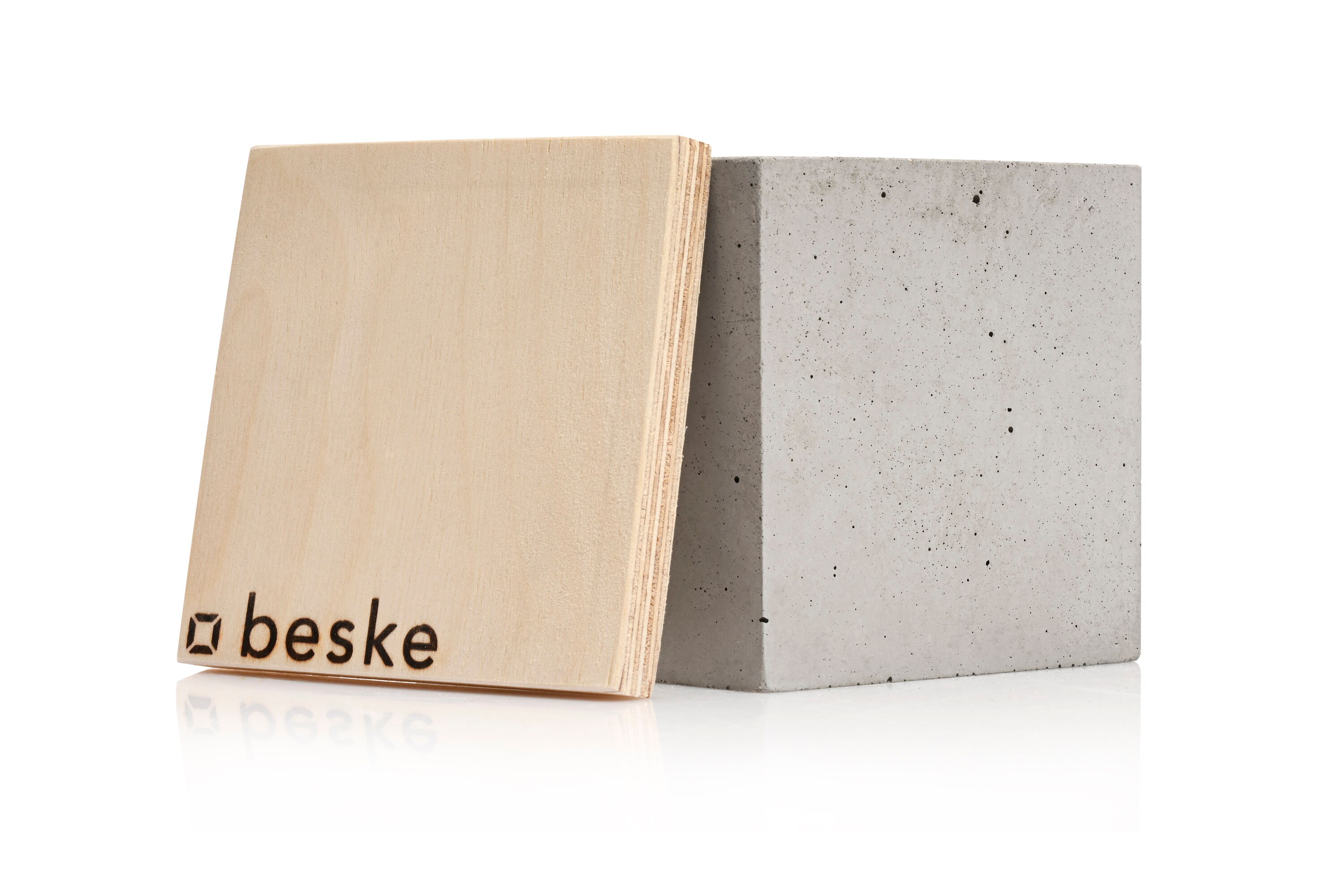 Beske-Manufaktur Betonfeuer Steller - Löschbrett aus Beton, inkl. Nachfüllwachs | Beske-Manufaktur GmbH