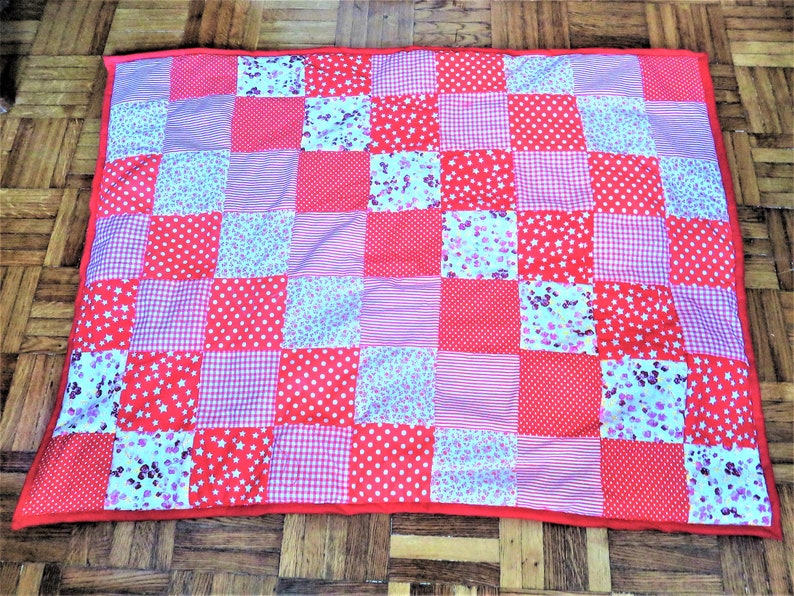 Tapis Courtepointe Patchwork Couverture Pour B U00e9b U00e9 Rouge Quilts Home Living Deshpandefoundationindia Org