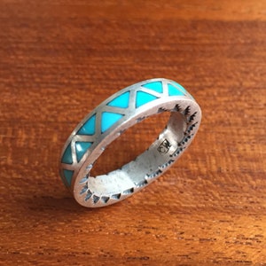 size 9 34 Silver and Turquoise ring by Nelvin Chee
