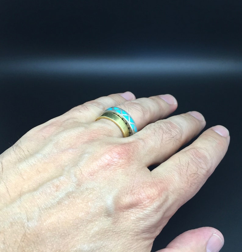 size 9 34 Silver and Turquoise ring by Nelvin Chee