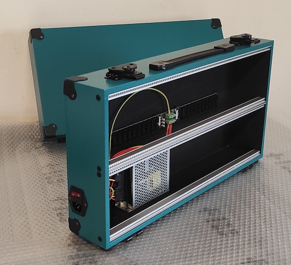 6u ラックケース その1