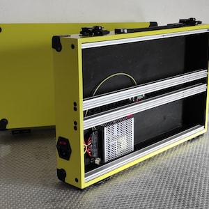 Tragbares Eurorack-Gehäuse mit 7 HE und 104 PS, wählbare Farbe (schlank)