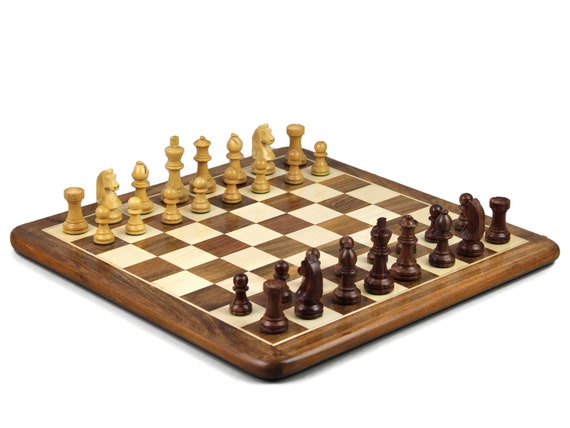 Tournament Chess Set - Extra Large & Heavy 4 Luxury Chess Pieces with  Brown/White Roll-up Chess Board 