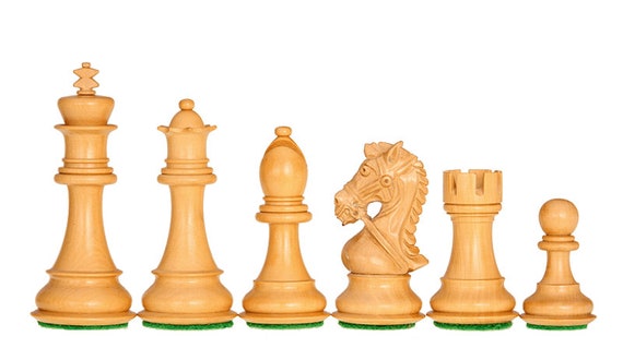 The Kings Bridle Series Complete Chess Set Boxwood & Sheesham 