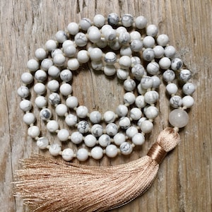 CALMING Mala Necklace | White Howlite Mala | Gemstone Mala | 108 Mala Beads | Mala Necklace | Boho Necklace | Meditation Mala | Yoga Mala