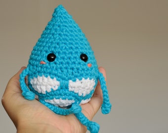 Villumis. Llavero en forma de gota de lluvia. Amigurumi kawaii. Lluevero.