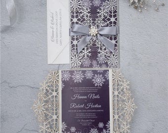 Snowflake Gatefold Wedding Invitation,  Glitter Gatefold Invite, Glitter Snowflakes Theme Wedding Invitation,  Winter Theme Wedding