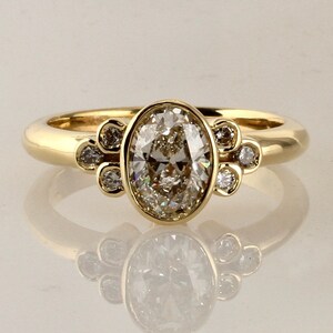 Oval Moissanite Engagement Ring/ Three stone Engagement Ring/ Diamond Ring/ 18K Gold Ring/ Bridal Jewelry Promise Anniversary Gift