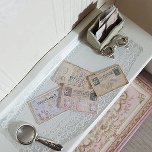 Cartoline in miniatura, carta anticata, cartoline vintage, accessori per la casa delle bambole, cartoline in scala 1/12
