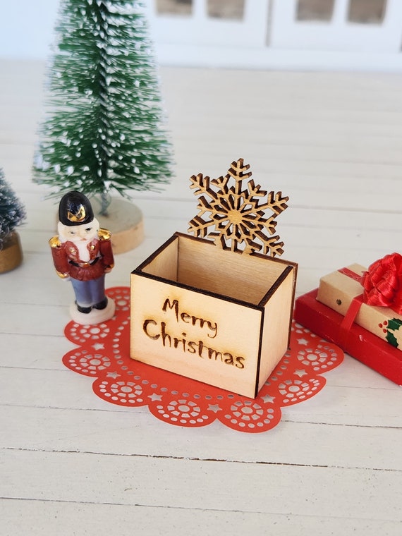 Miniatura Casa Delle Bambole: Set Decorazioni Natalizie Con Miniatura Casa Delle Bambole: Set Decorazioni Natalizie Con