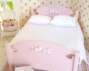 Dollhouse Furniture, Dollhouse Miniatures, Pink Bed, Dollhouse Bed, Miniature Bed, Dollhouse Bedroom