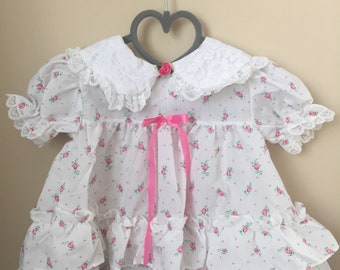 Adorable Vintage 1980s Pink Floral Dress for Baby with Rosette, Lace Peter Pan Collar, Frills and Bow - Made in Canada - Size 6 - 12 Months