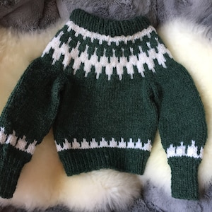 Vintage Hand Knit Lopi Style / Fair Isle Style Baby Sweater - Vintage Hand Knit Sweater Jumper for Baby - Green and White