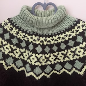 Vintage Hand Knit Lopi Style / Fair Isle Style Baby Sweater - Vintage Hand Knit TURTLENECK Sweater for Child -  Size Child&#39;s Medium