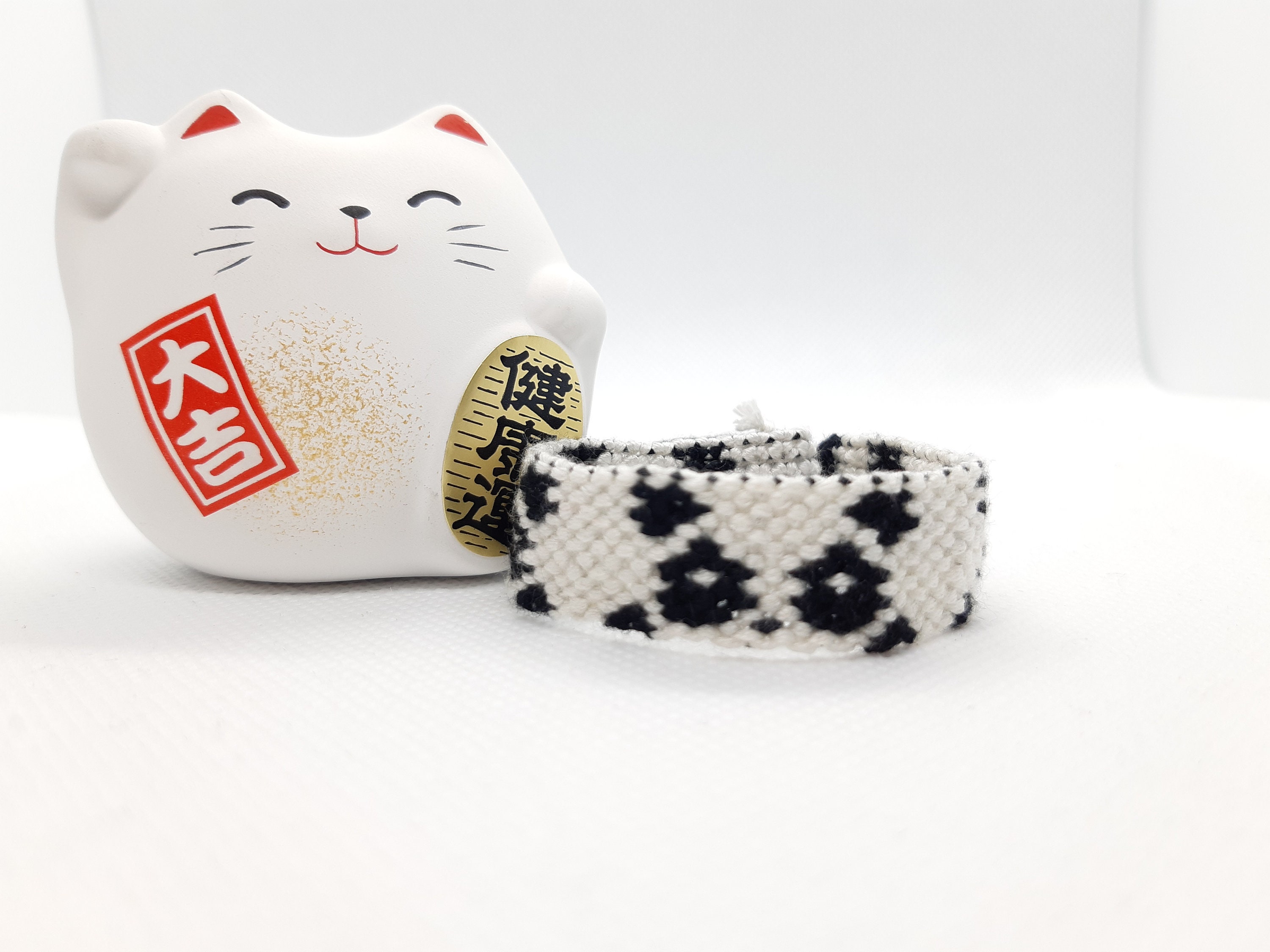 ❤かずなかさま❤Bracelet❤ Brazilian Bracelet 14 Threads DMC (model: MYZ- Mini Yuan Zi