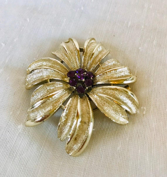 Costume jewelry, gold daisy with purple rhineston… - image 7