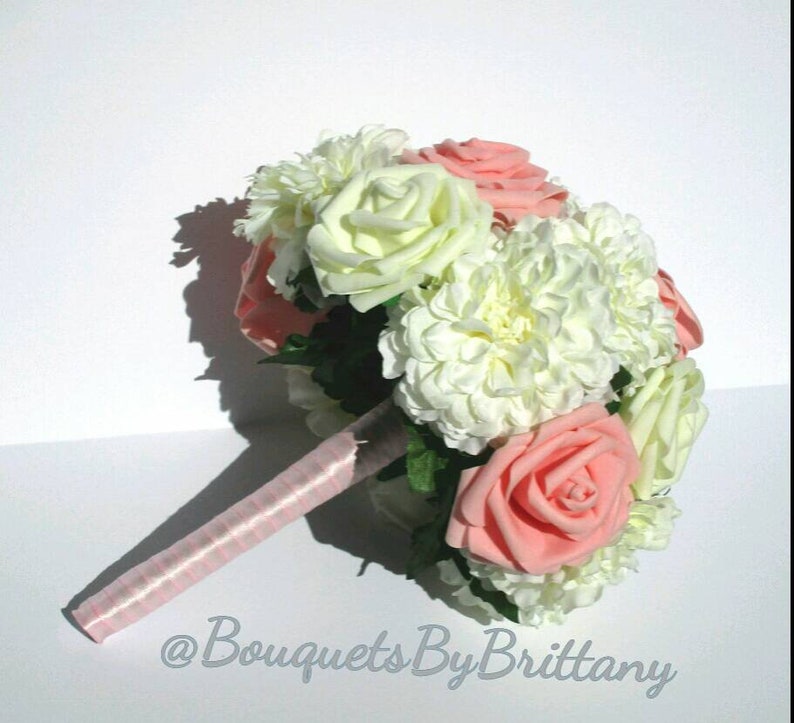 Quinceanera bouquet pink princess wedding Pink rose bouquet Silk flower bouquet Classic wedding bouquet Pink and white wedding flowers