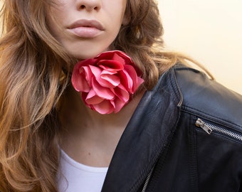 Silk flower choker, Pink rose choker, 100% silk choker, flower necklace, modern flower